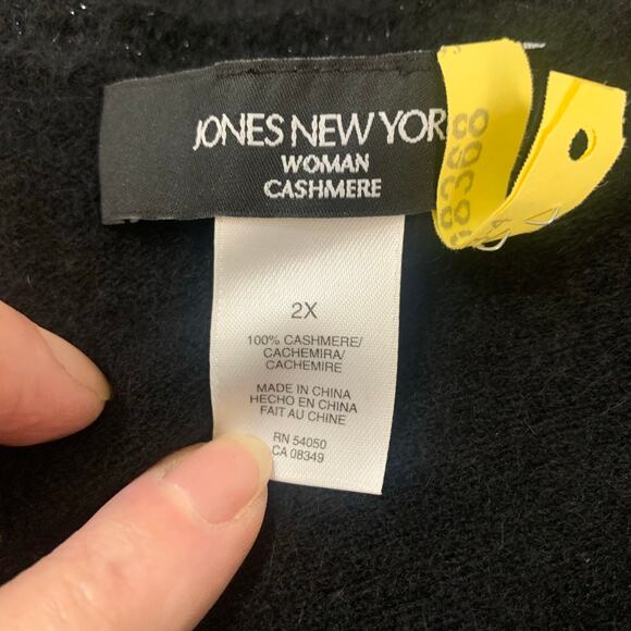 Jones New York Plus Size 2X Women's Cashmere Sequin V-neck Sweater Black Knit - Picture 8 of 8